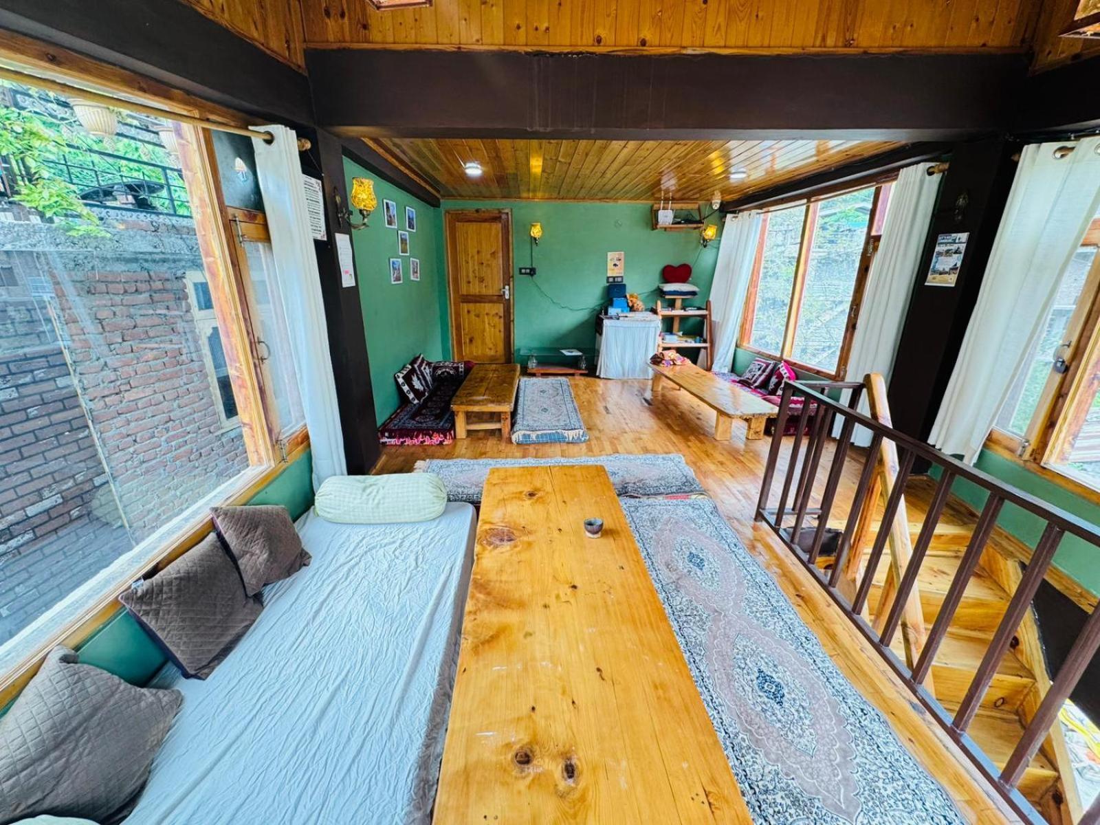 Hostel The Hamlet Manali (Himachal Pradesh)